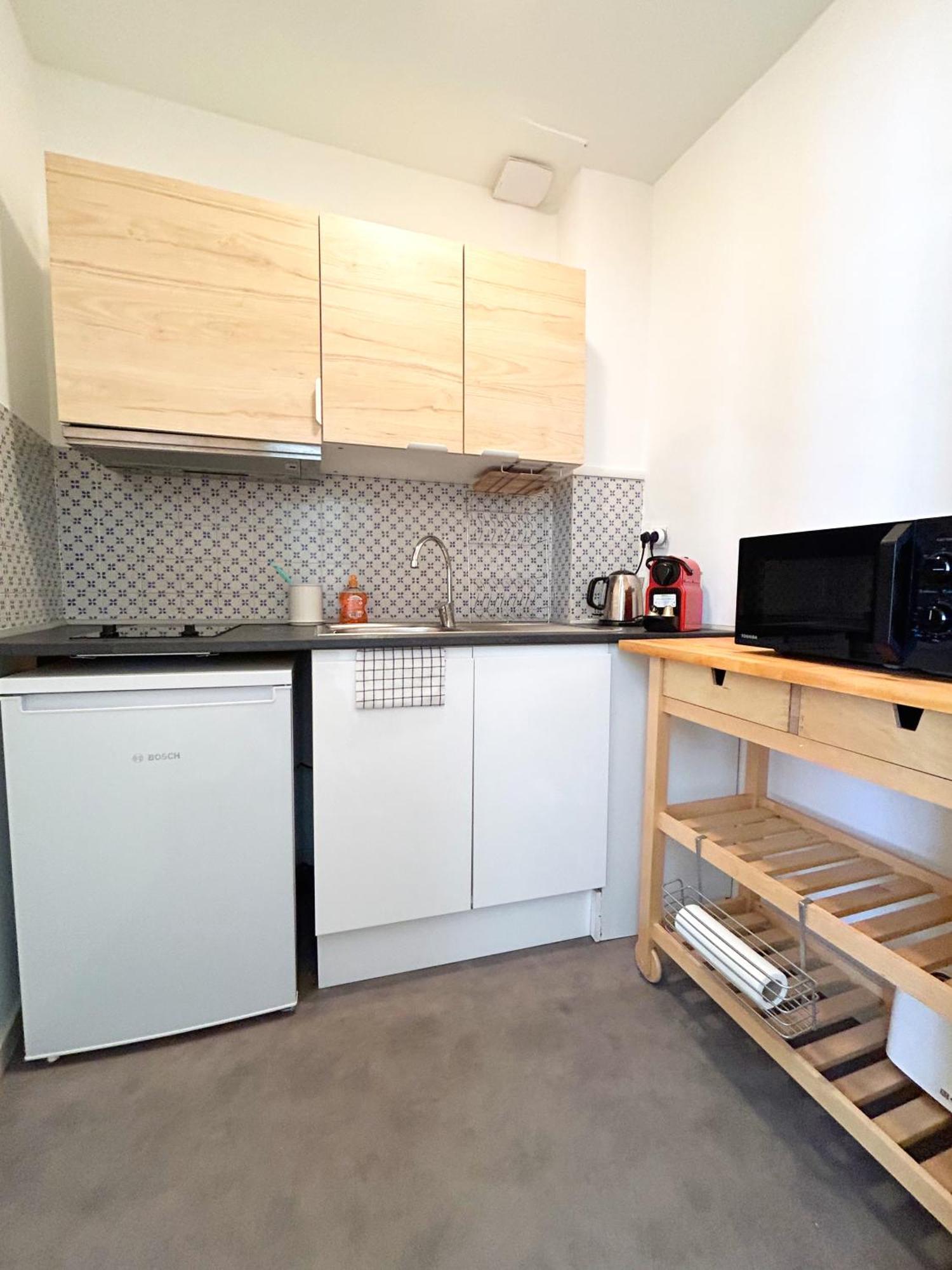 Emma - Centre Historique - Parking Privee Apartment Ош Екстериор снимка
